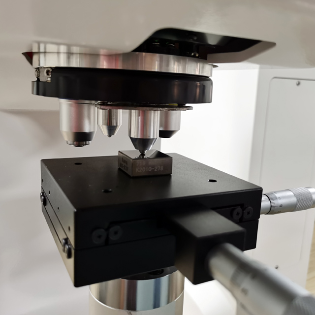 Тест твердости Виккерс